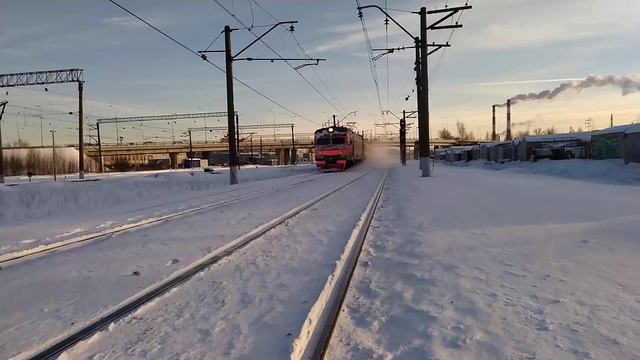 Электропоезд ЭТ2М-097 смотреть онлайн