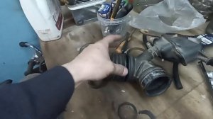 Ниссан Серена С25 ремонт гофрированного впускного воздухозаборника (патрубка).