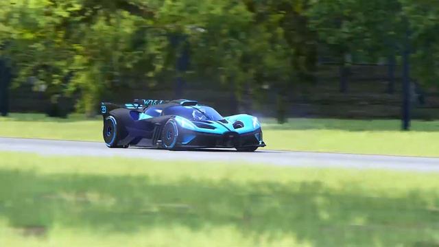 Francesco Bernoulli vs Bugatti Bolide at Old Monza смотреть онлайн