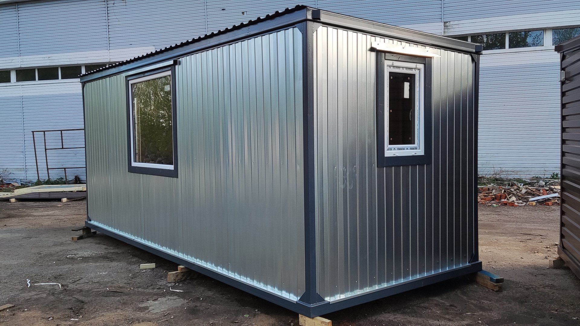 Производство бытовок блок контейнер вагончик металлический от производителя БК-00 смотреть онлайн