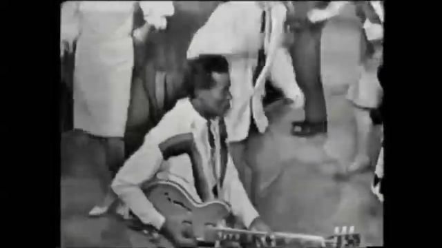Chuck Berry Johnny B Goode Legendado смотреть онлайн