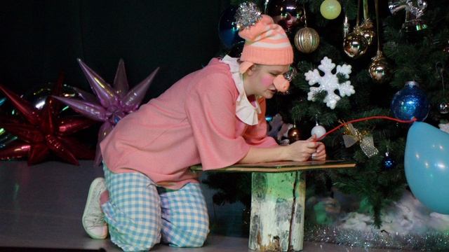 Новогодняя сказка. Как- то раз под Новый год смотреть онлайн