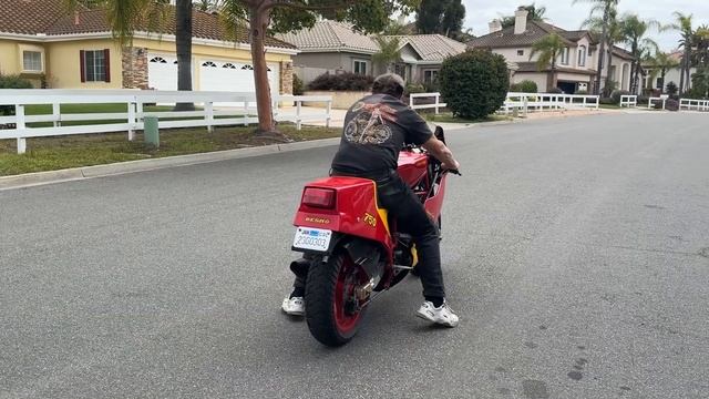 1987 Ducati 750 F1 Laguna Seca edition; fast bike! смотреть онлайн
