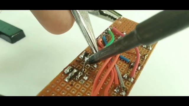 5 Awesome Electronics Projects with CD4017 IC смотреть онлайн