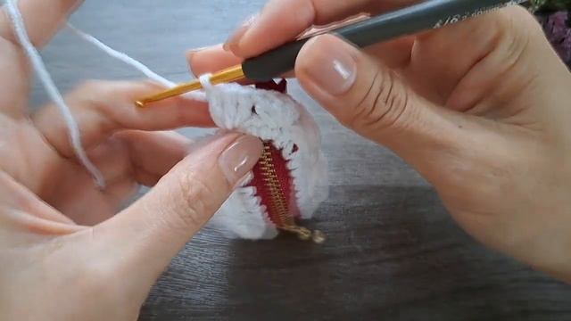 How to crochet mini coins purse with zipper. Step by step смотреть онлайн