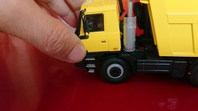 Tatra 815 S3 & Tatra 815 Terrno S1, 1/43, SSM & Kaden смотреть онлайн