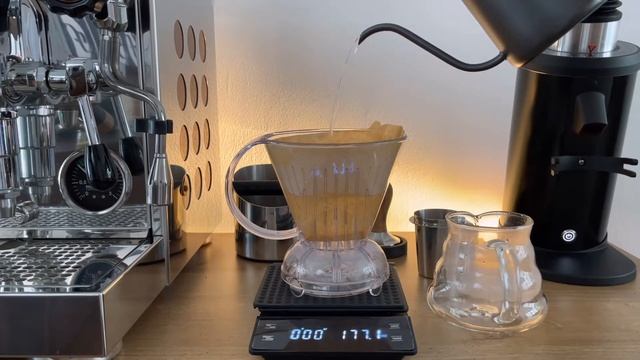 Easest Coffee Dripper ever! Tastier Clever Dripper ! Filter Coffee смотреть онлайн