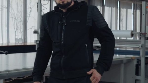 Мототолстовка Hyperlook The Hero. Видеобзор