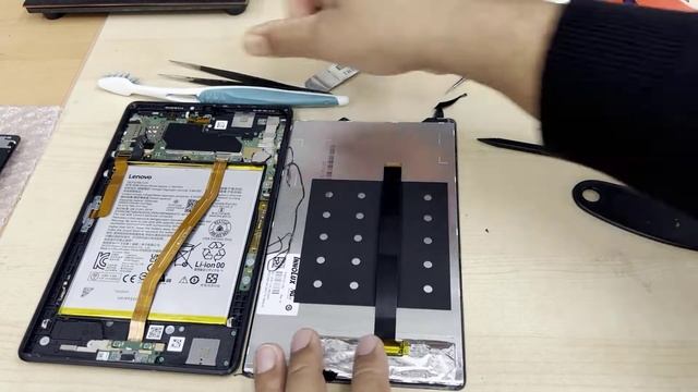 Lenovo Tab M8  LCD Display  Replacement Tutorial