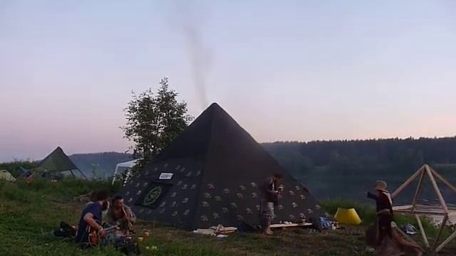 танец у воды - Trimurti 2013 смотреть онлайн