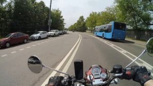 Поездка на Royal Enfield Bullet 350 через Царицыно / RE Bullet 350 ride through Tsaritsino