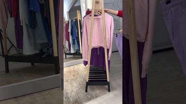 Лот 2648 - Жіночий одяг Reserved i Mohito смотреть онлайн