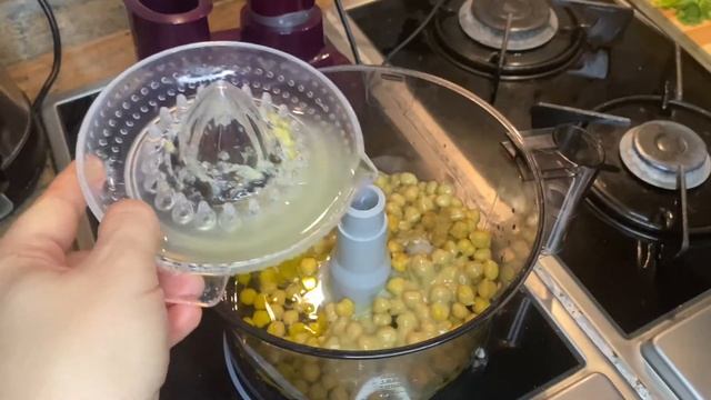 Hummus-Humus смотреть онлайн