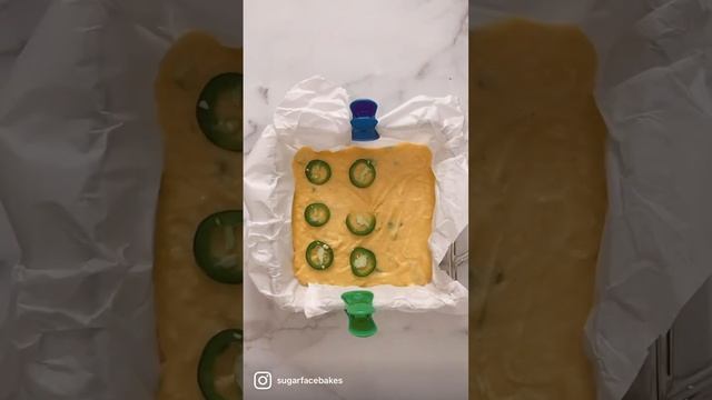 Best Hot Honey Jalapeño Cornbread with soup, stew, or chili смотреть онлайн