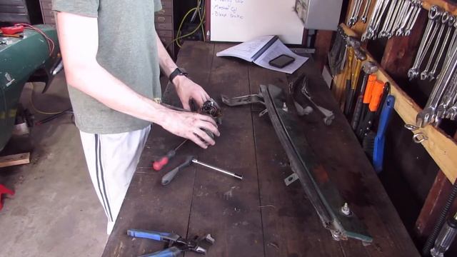 Episode 7: Wipers are STUCK in the Fiat 850 Spider... Let's Fix It! смотреть онлайн
