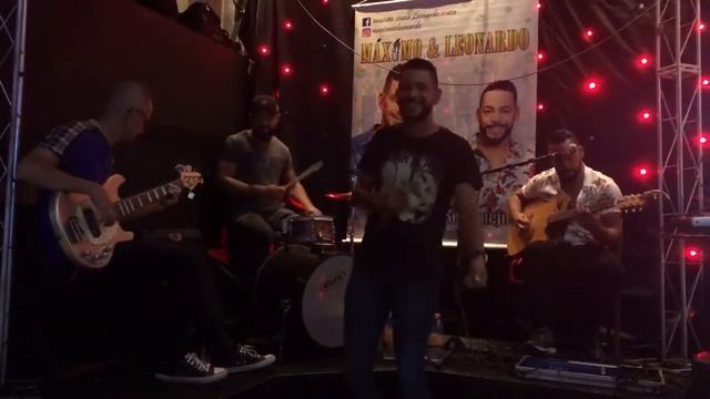 Máximo e Leonardo - Show Cervejaria Marengo смотреть онлайн