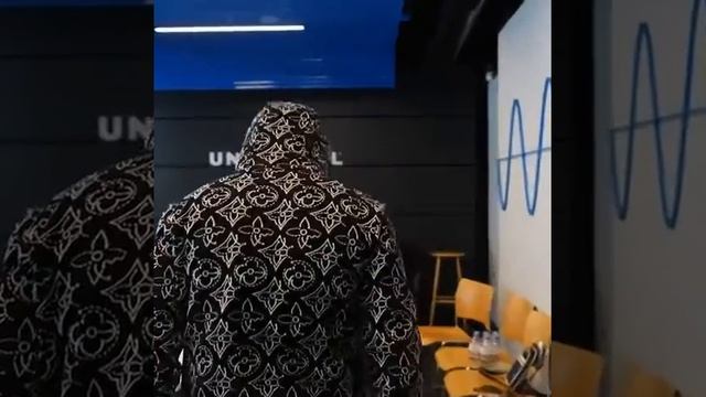 LVZ - Freestyle Signature (Guette L'Ascension) смотреть онлайн