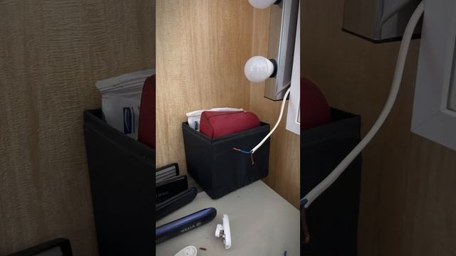 Больше всего женщин бесит, когда ее мужчина лежит на диване, поэтому она всегда придумает ему задачу смотреть онлайн