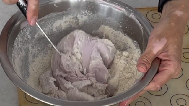 Vegan Macarons with Modernist Potato Protein смотреть онлайн