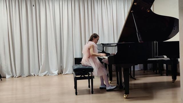 Ю. Щуровский «Танец», В. Гиллок «Фламенко» смотреть онлайн