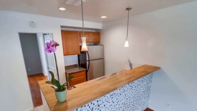 1024 Turquoise #I Pacific Beach North 1 Bedroom near Ocean смотреть онлайн