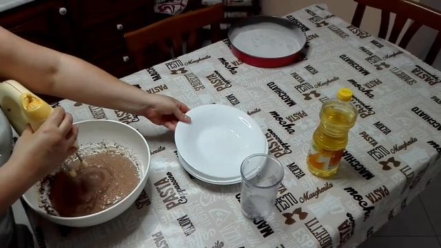 Torta latte e biscotti смотреть онлайн