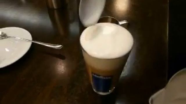 Latte Art Lavazza Caffe Espresso Bar Alexa Shopping Center Berlin смотреть онлайн
