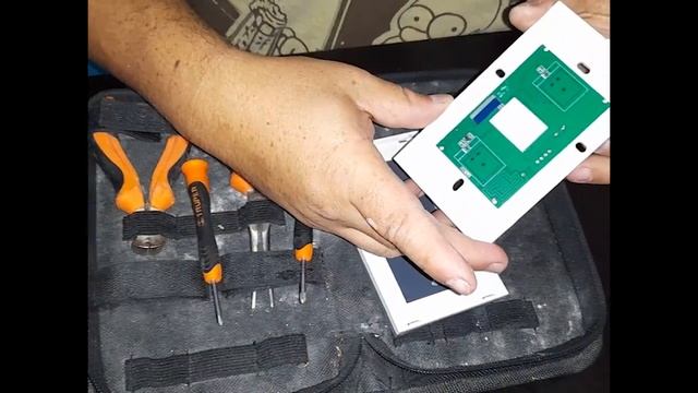 Interruptor Wifi sin Neutro compatible con Smartlife, google home y Alexa смотреть онлайн