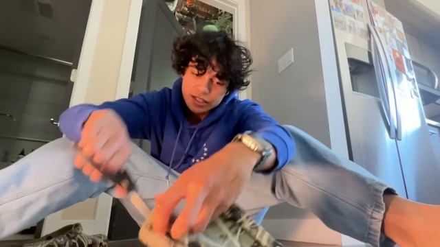i got 12 inch toenails... смотреть онлайн