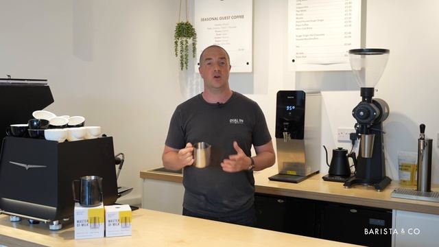 Master of Milk Latte Art Course - Lesson 2: The Barista Pro Pitcher and Perfecting Your Technique смотреть онлайн