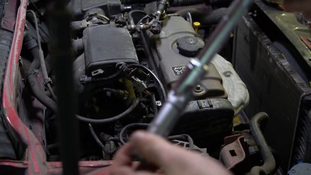 Ciekawe czy odpali! Wymiana świec i cewki w peugeot 306 1,4 смотреть онлайн