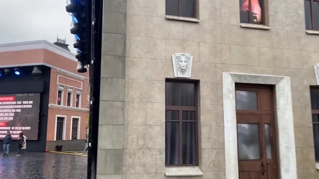 An AMERICAN BOY Explores RED SQUARE in MOSCOW, RUSSIA ?! 🇷🇺🛡️⚔️🏹 смотреть онлайн