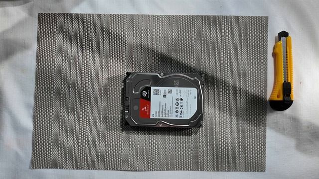 Ironwolf 8TB HDD unboxing смотреть онлайн