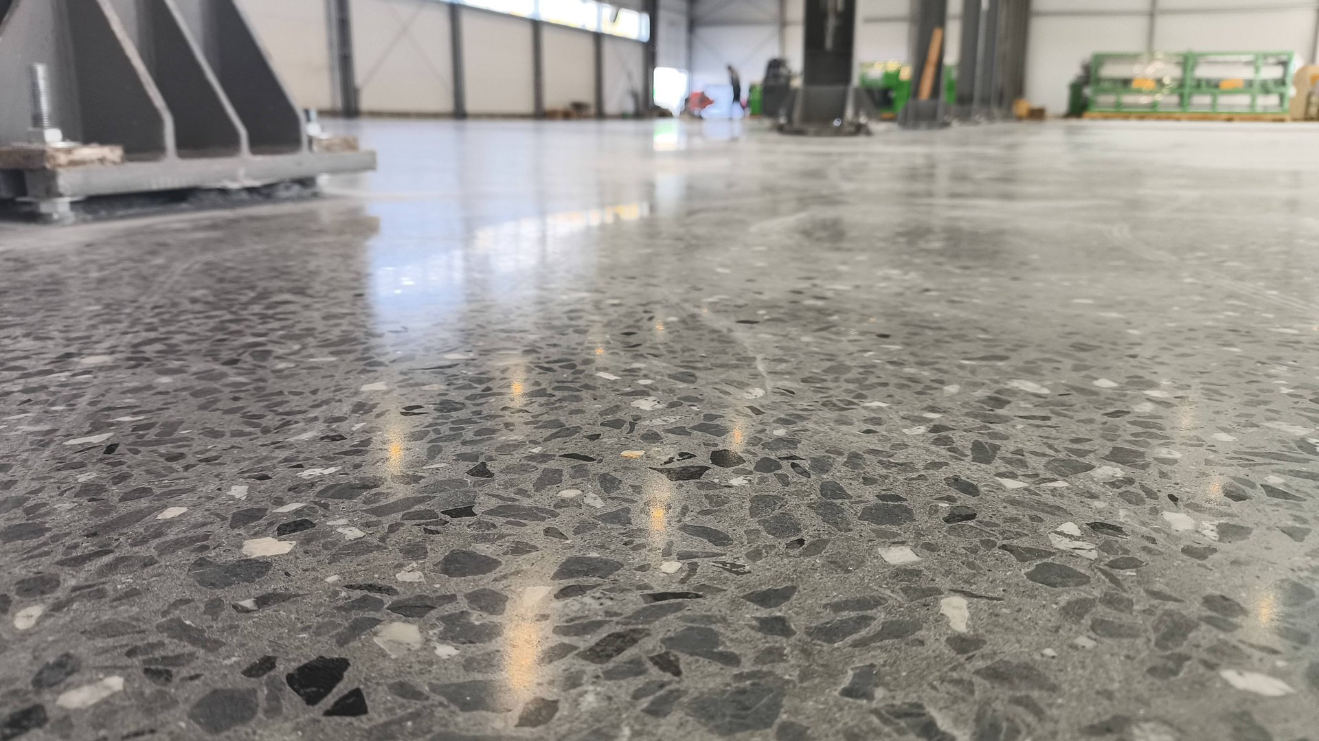 Полировка бетонного пола 1500м2 смотреть онлайн