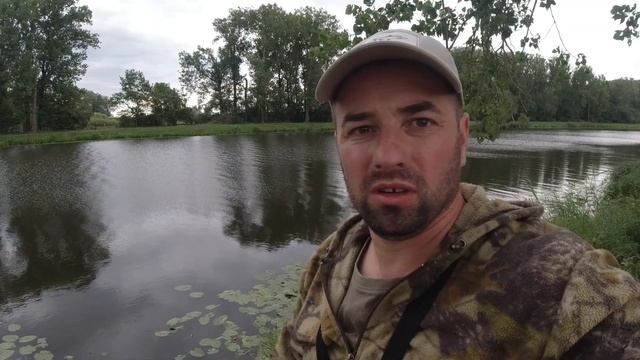 РИБАЛКА на СОМА з НОЧІВЛЕЮ на ВЕЛИКІЙ РІЧЦІ / Ловля СОМА на ПІДВОДНИЙ ПОПЛАВОК смотреть онлайн