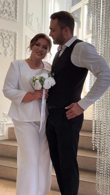 Костюм белый свадебный смотреть онлайн