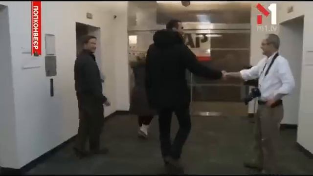 Интервью С Владимиром Кличко - ПОПконвеєр - 13.02.2014 смотреть онлайн