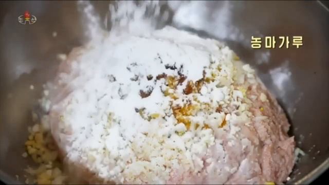 ГОТОВИМ ПО-СЕВЕРОКОРЕЙСКИ 료리상식 돼지고기완자탕 смотреть онлайн