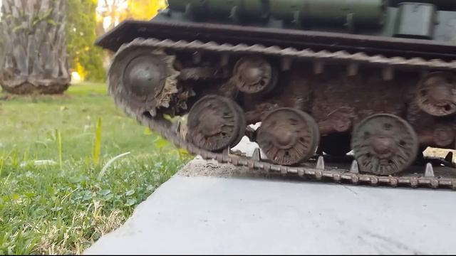 Tamiya King Tiger & JS2 1/16 RC Tanks смотреть онлайн