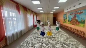 Девичий казачий пляс