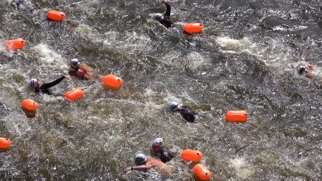 СТАРТ НА СТРЕЛКЕ. Заплыв Волга 2024 смотреть онлайн