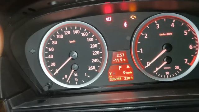 Cold Start - 11,5°C BMW E60 545i смотреть онлайн