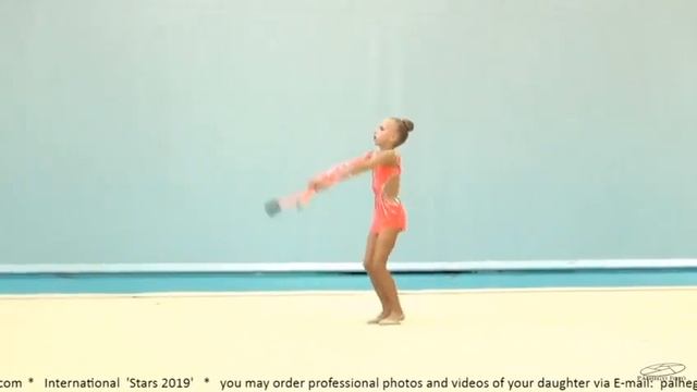 2019 Vladlena Baranova 2009. IV šo.kl.jaun.gr. Clubs смотреть онлайн