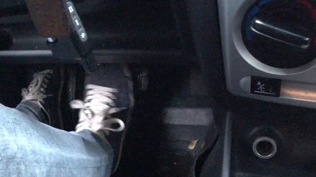 Как завести машину с коробкой автомат(АКПП). Очерёдность действий. Отличия от механики. Старт стоп. смотреть онлайн