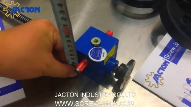 Thailand customer JTC2.5 2.5 kN miniature screw jack with hand crank 500 mm stroke 5:1 ratio смотреть онлайн