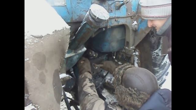 Все плохо: Пи%...ец трактору! Предстоит дорогой ремонт. Телята похудели и плохо едят. смотреть онлайн