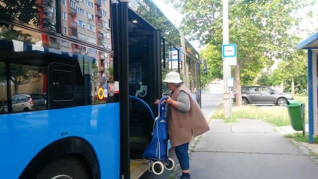 Budapest busz - NEW Mercedes Benz Conecto G PDB-704 смотреть онлайн