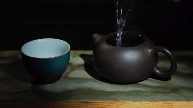 Чай Шу Пуер Mengku Rongshi Mu Ye Chun 3-річний 2014 року 100 г смотреть онлайн
