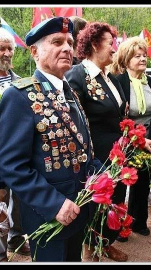 по 300 тысяч рублей выплатят ветеранам к Дню Победы в Ульяновской области смотреть онлайн