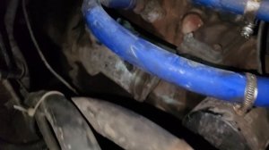 Переклеил лобовую крышку на ДВС и заменил поддон.